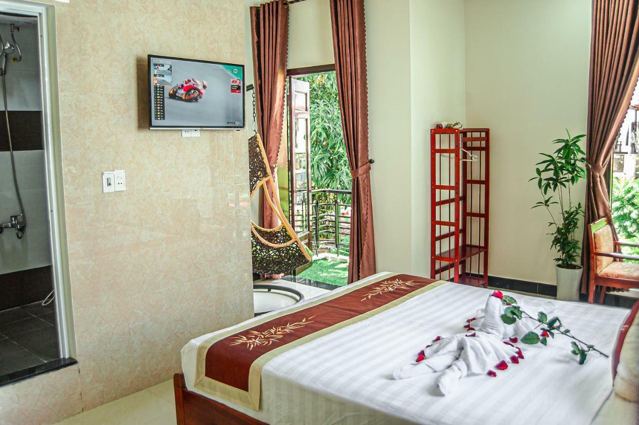 Golden Soulmate Homestay Хой Ан Екстериор снимка